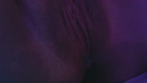 KikiCutie online show from November 1, 6:23 am