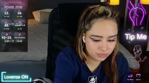 Kim online show from October 19, 5:45 am