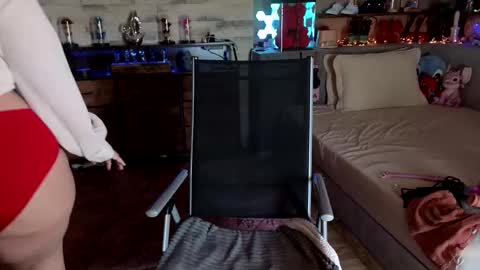 kimberlycaprice online show from March 19, 7:36 am