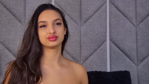 Kimberly online show from December 22, 5:14 am