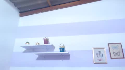 Kim  online show from October 30, 7:25 pm