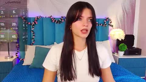 Kim online show from September 25, 7:04 am