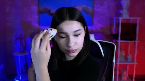 Kim online show from October 9, 6:30 am