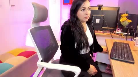 Camila online show from December 15, 2:13 pm