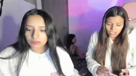 kimmi online show from October 31, 2:12 am