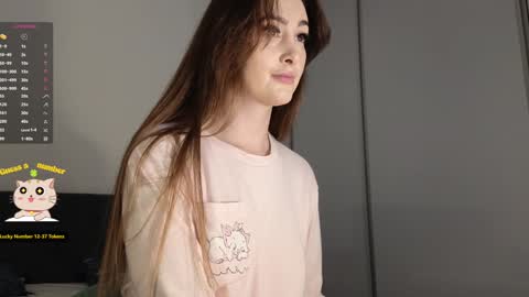 Kimmie online show from March 24, 7:09 pm