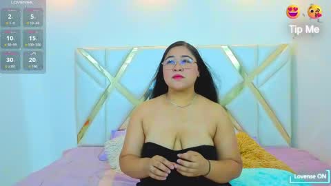 Kimmy  online show from May 26, 12:33 pm