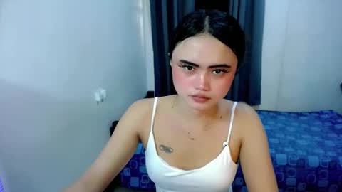 kim ejara online show from April 14, 2:04 am