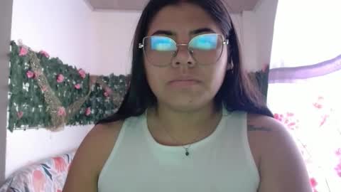 Kimmy online show from December 15, 4:47 pm