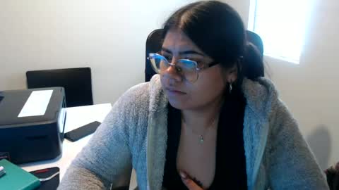 Kimmy online show from July 4, 5:16 pm