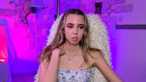 kimporins online show from March 28, 4:19 pm