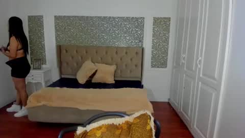 Kim online show from September 9, 8:20 pm