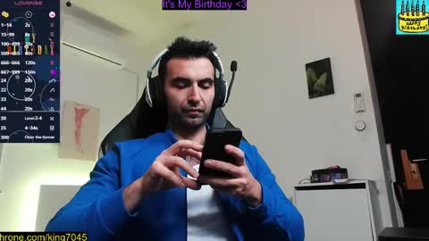 king7045 online show from March 4, 9:00 pm