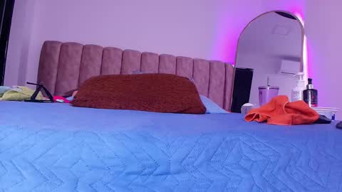 Bella online show from April 9, 3:10 am