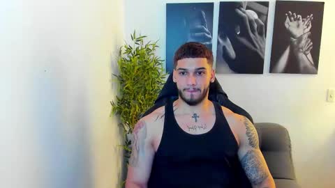 king_of_kings__ online show from February 15, 2:47 am