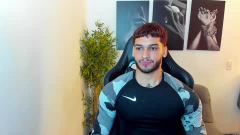 king_of_kings__ online show from January 6, 6:52 pm