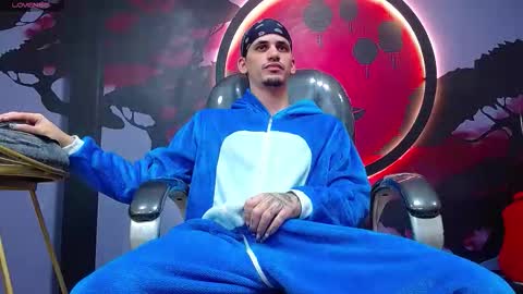 king voy online show from November 4, 9:05 pm