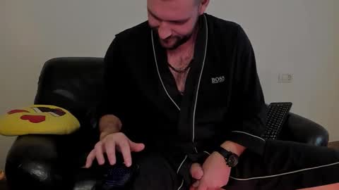 The King online show from October 20, 4:34 pm