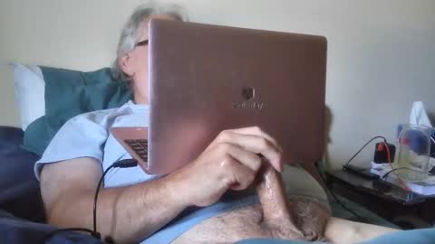 kingtongue10 online show from June 4, 3:51 pm