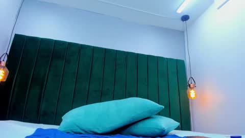 dakota online show from December 2, 2:48 pm