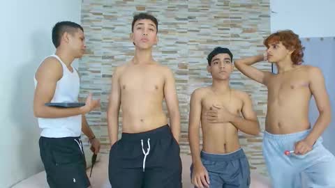 kinkyhousexxx online show from February 1, 10:51 pm