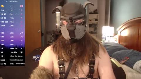 kinkywolf87 online show from March 7, 6:43 pm