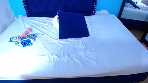 kinkyy_redhead online show from September 12, 3:58 pm