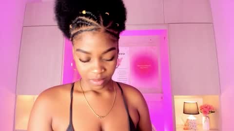 M A R A  online show from November 2, 12:16 pm