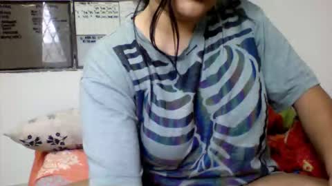 kion_and_valu online show from March 29, 11:56 am