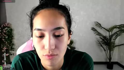 Aura online show from September 16, 3:53 am