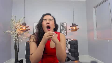 Snapshot of kira_naughtty chatting on October 3, 11:51 am Kira Naughtty online show from October 3, 11:51 am