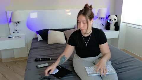 Kira online show from March 23, 8:08 am