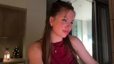 Kira online show from January 7, 4:45 pm