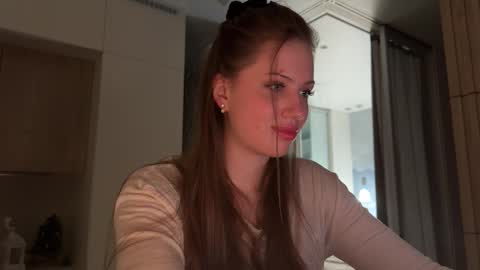 Kira online show from January 13, 5:21 pm