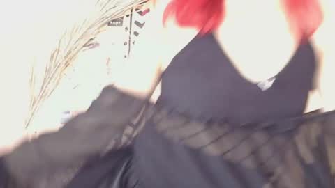 Kira online show from April 14, 2:20 pm