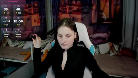 KiraParker online show from March 17, 6:35 pm