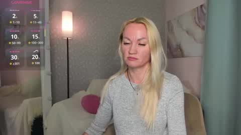 KiraSun online show from November 6, 12:08 pm