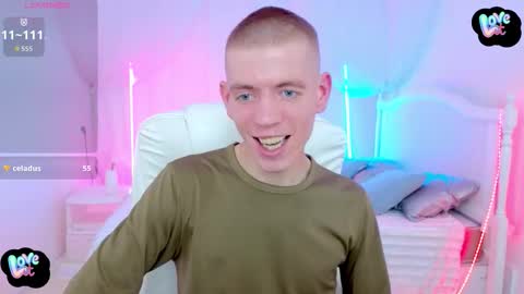    online show from October 10, 8:03 pm