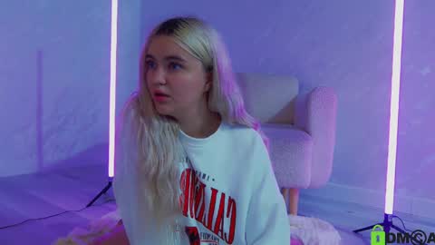 katie online show from June 1, 5:20 am