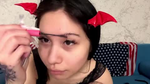 Hina online show from April 3, 1:18 pm