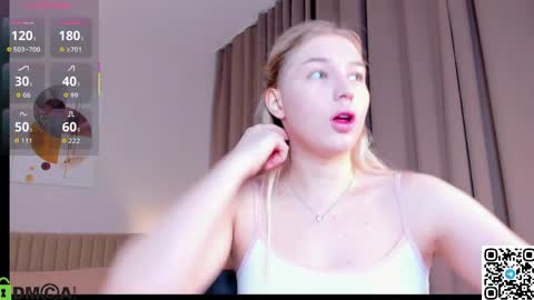 Chloe online show from April 19, 2:56 am