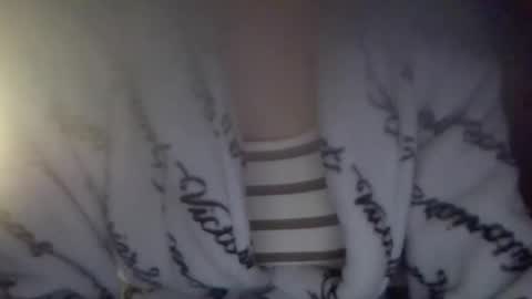 kissandtell1357 online show from October 27, 2:00 am