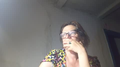 kissandvibe online show from June 21, 7:20 pm