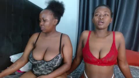 kisses_galore online show from April 2, 7:32 pm