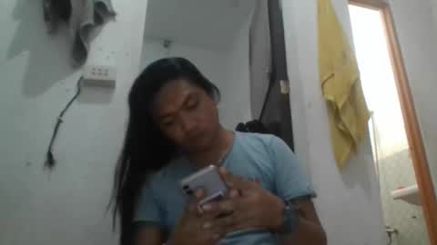 kisses_trixiats online show from January 4, 11:33 am