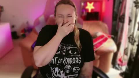 kissica online show from March 3, 12:28 pm