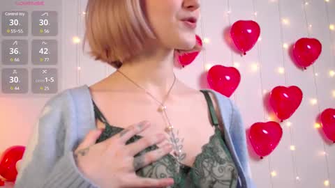 Snapshot of kisskiss_muah chatting on February 11, 5:29 pm Kate online show from February 11, 5:29 pm