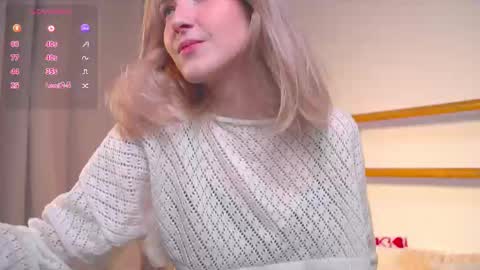 Snapshot of kisskiss_muah chatting on September 27, 2:15 pm Kate online show from September 27, 2:15 pm