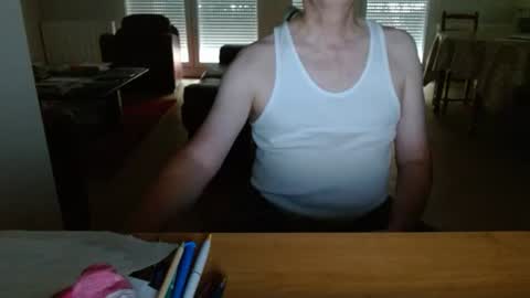 kisslog1 online show from August 8, 10:03 am