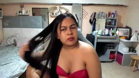 kissmeloves online show from February 23, 4:20 pm